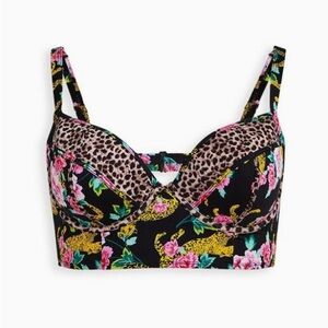 Torrid Underwire Cut And Sew Bikini Top Size 4x DD/F NWT Brand New